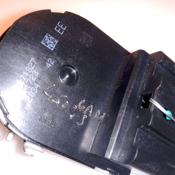 Commande rétroviseurs extérieures électriques occasion OPEL ASTRA IV 13350786 4