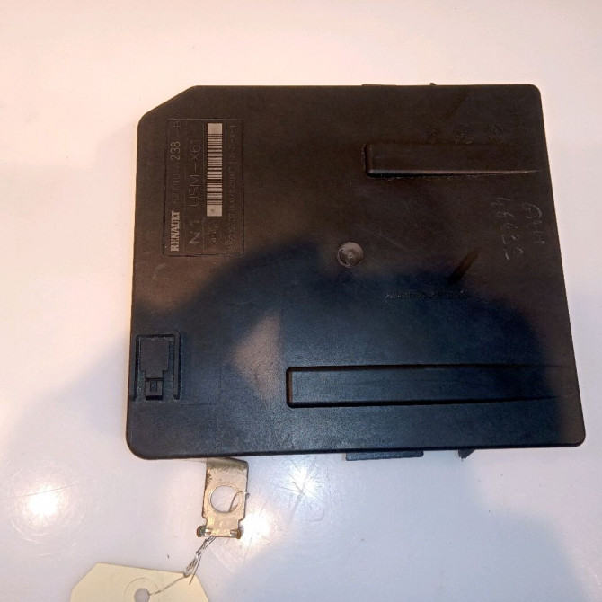 occasion RENAULT KANGOO II Phase 1 01-2008->03-2013 1.5 DCI 70ch 2