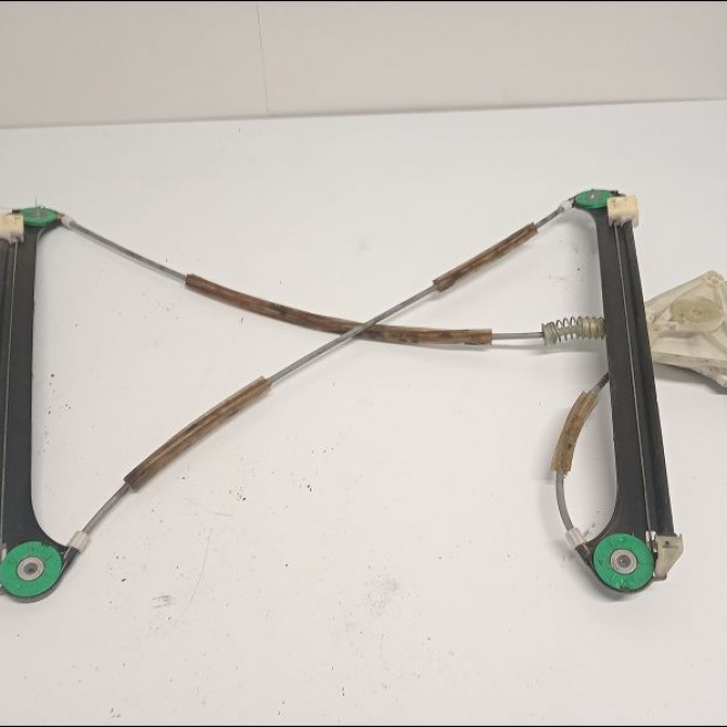 Mecanisme + moteur lève-glace avant droit occasion AUDI A3 II Phase 2 06-2008->07-2012 1.9 TDi 105ch 8P3837462C 2