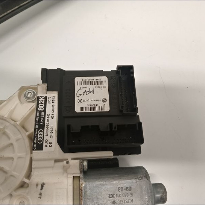 Mecanisme + moteur lève-glace avant droit occasion AUDI A3 II Phase 2 06-2008->07-2012 1.9 TDi 105ch 8P3837462C 3