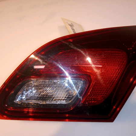 Feu arrière intérieur droit occasion OPEL ASTRA IV 13306456