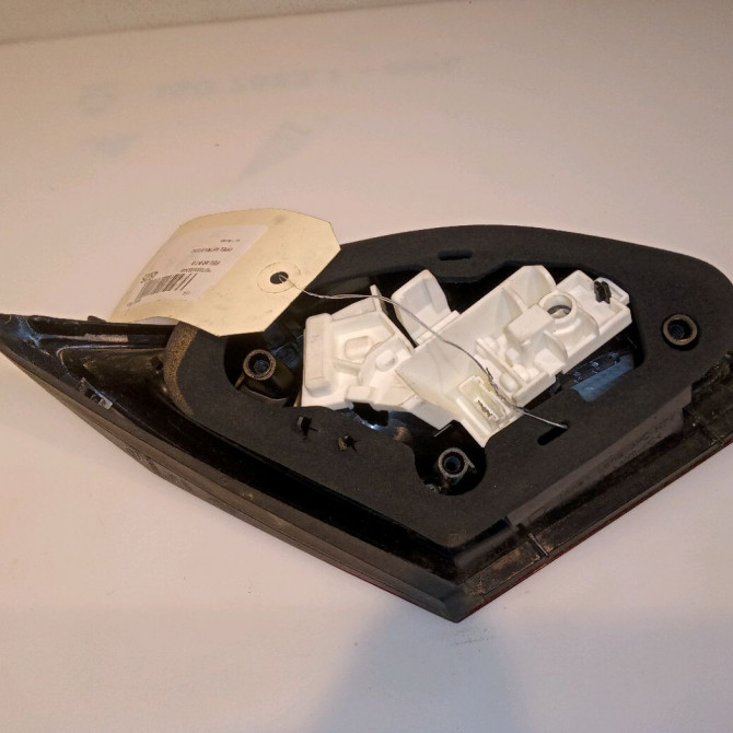 Feu arrière intérieur droit occasion OPEL ASTRA IV 13306456 2