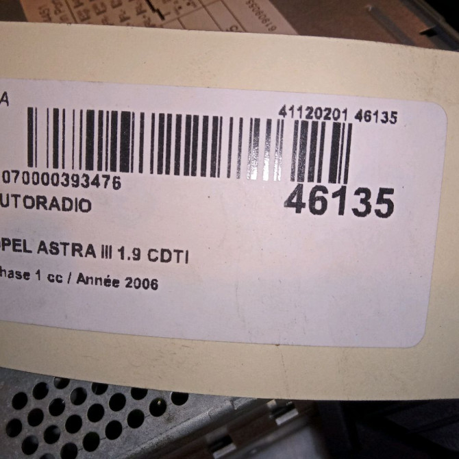 Autoradio occasion OPEL ASTRA III ASTRA III Phase 1 2004-04-01->2006-12-31 1.9 CDTI 120ch 93183893 7