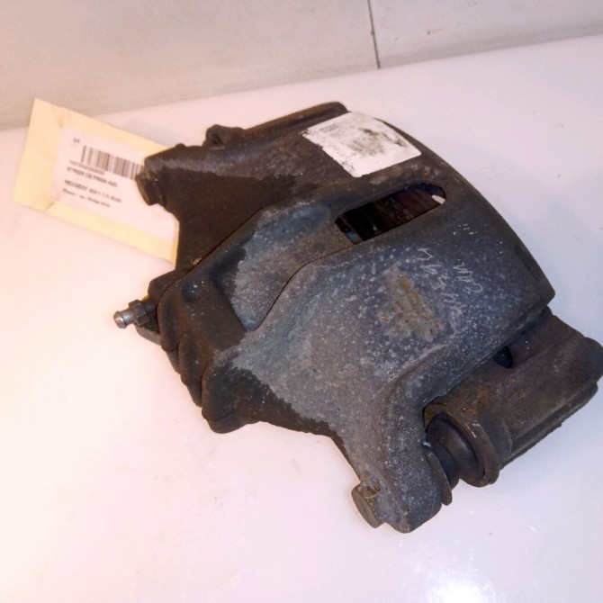 Etrier de frein avant droit occasion PEUGEOT 206 + Phase 1 03-2009->05-2013 1.1i 60ch 4400N9 2
