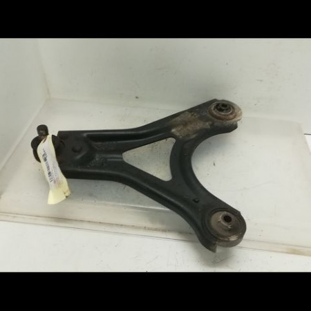 Triangle inf avd occasion FORD MONDEO I Phase 1 01-1993->09-1996 1.8i