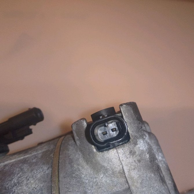 Compresseur air conditionne occasion OPEL ZAFIRA III Phase 1 11-2011->... 39164668 6