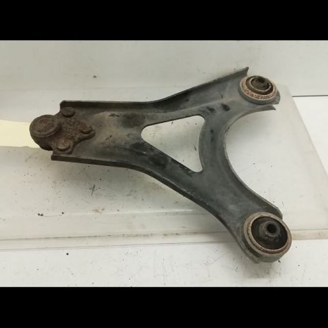 Triangle inf avg occasion FORD MONDEO I Phase 1 01-1993->09-1996 1.8i 2