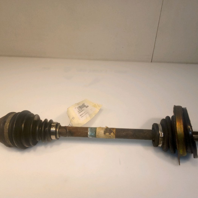 Transmission avant gauche occasion RENAULT CLIO I Phase 1 06-1990->03-1994 1.1 7701349938 1