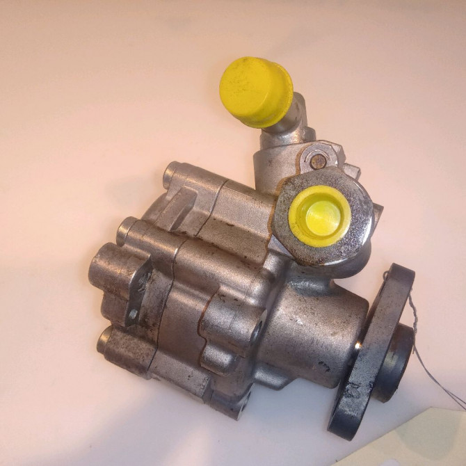 Pompe direction assistee occasion ALFA ROMEO 147 Phase 1 09-2000->09-2004 1.6 T S 120ch 51839107 2