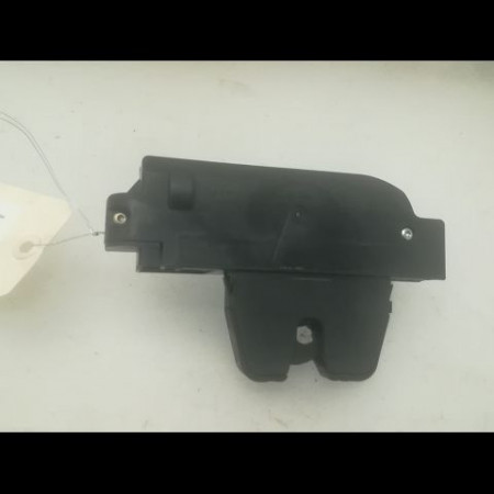 Serrure hayon occasion PEUGEOT 1007 Phase 1 04-2005->12-2010 1.4 HDI 871989