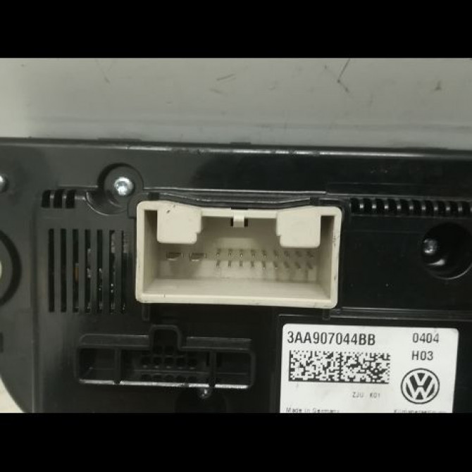 Commande de chauffage occasion VOLKSWAGEN PASSAT VI Phase 1 10-2010->... 2.0 TDI 140ch 4