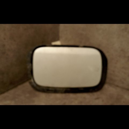 Volet de trappe carburant occasion RENAULT LAGUNA II Phase 1 04-1995->04-1999 1.6i 107ch 8200002161