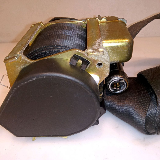 Ceinture avant droite occasion PEUGEOT 1007 Phase 1 04-2005->12-2010 1.4 HDI 8974V6 4