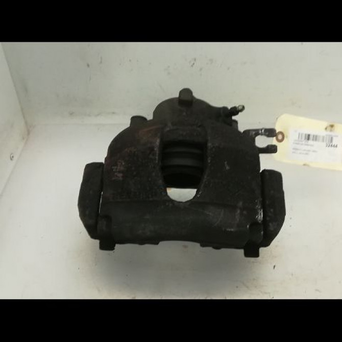 Etrier de frein avant gauche occasion RENAULT LAGUNA II Phase 1 11-2000->03-2005 1.9 DCI 120ch 7701049103 1