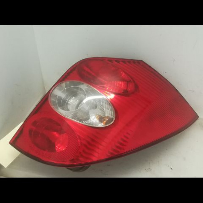 Feu arrière droit occasion RENAULT LAGUNA II Phase 1 11-2000->03-2005 1.9 DCI 120ch 8200703489 1