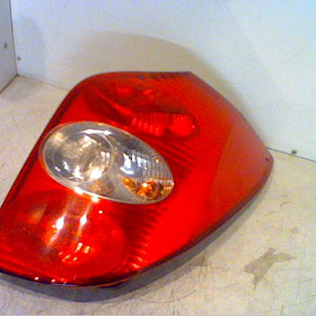 Feu arrière droit occasion RENAULT LAGUNA II Phase 1 11-2000->03-2005 8200703489