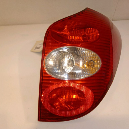 Feu arrière droit occasion RENAULT LAGUNA II Phase 1 ESTATE 11-2000->03-2005 1.9 DCI 120ch 8200703489