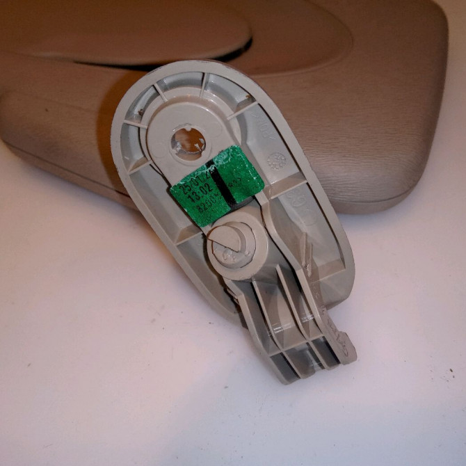 Pare-soleil gauche occasion RENAULT KANGOO II Phase 1 01-2008->03-2013 1.5 DCI 90ch 8200924099 3