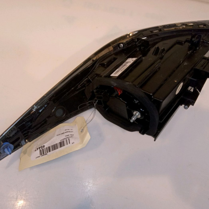 Feu arrière gauche occasion CITROEN DS3 9822178080 2