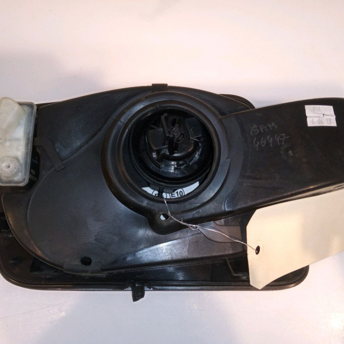 Volet de trappe carburant occasion CITROEN DS3 983437541T 2