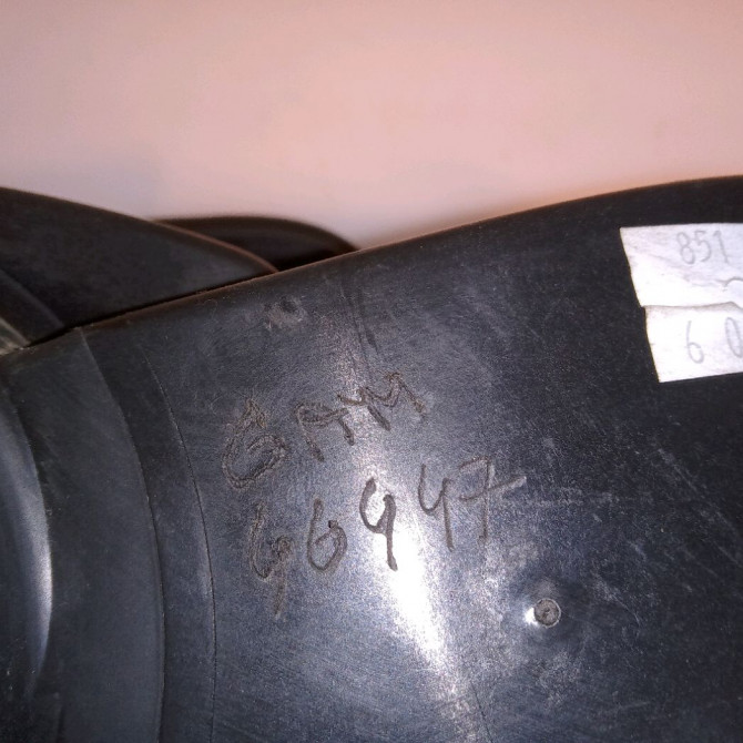 Volet de trappe carburant occasion CITROEN DS3 983437541T 4