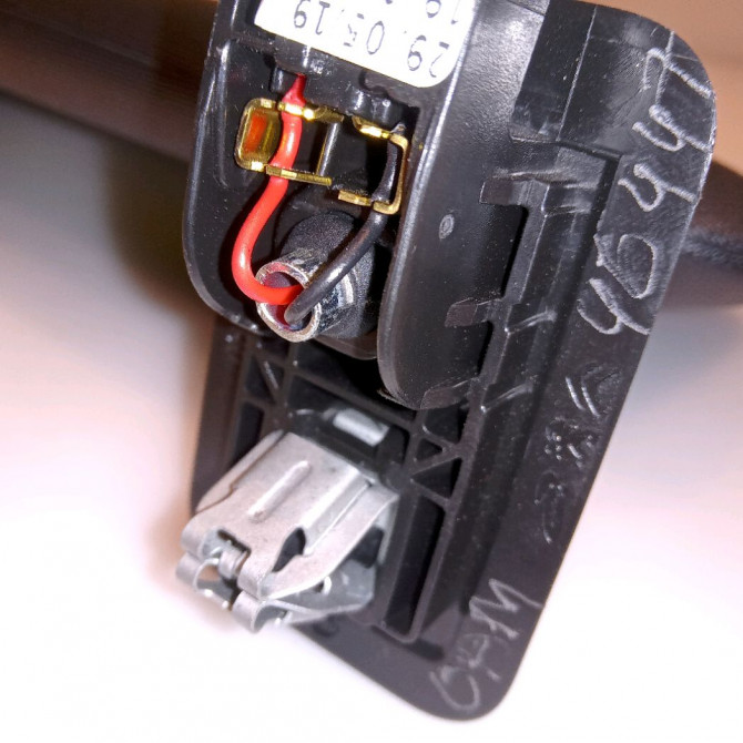 Pare-soleil droit occasion CITROEN DS3 98265221ZD 5