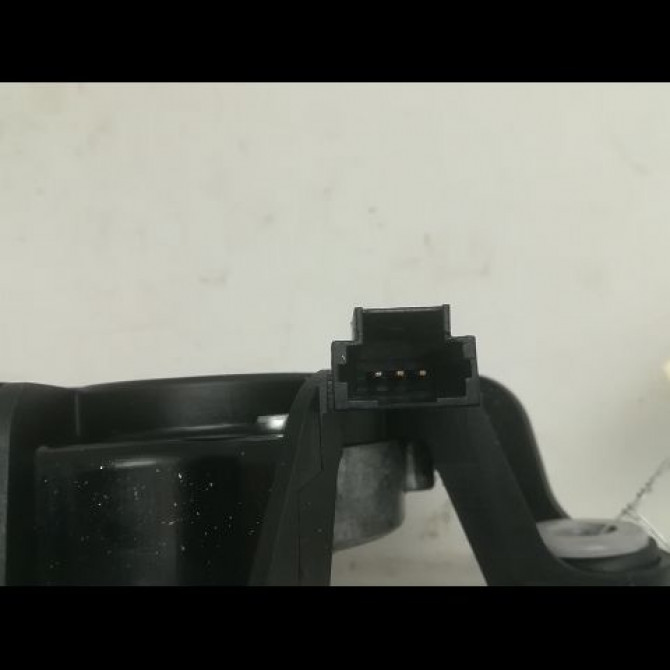 Moteur essuie-glace arrière occasion RENAULT LAGUNA III Phase 1 10-2007->10-2010 1.5 DCI 287100006R 3