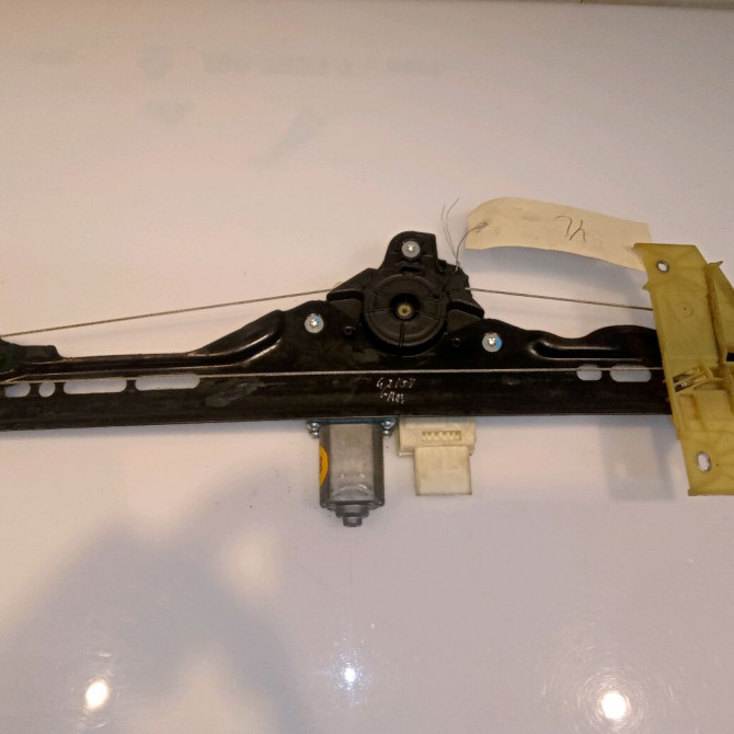 Mecanisme+moteur leve-glace ard occasion CITROEN C4 GRAND PICASSO II Phase 1 04-2013->... 1.6 e-HDi 115ch 9826076480 2