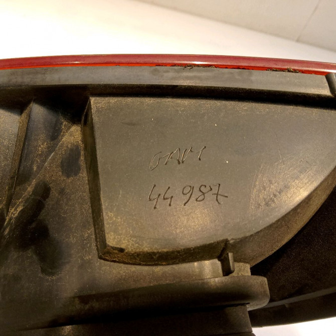 Feu arrière interieur gauche occasion PEUGEOT 406 Phase 1 04-1995->04-1999 2.1 TD 110ch 6350H6 3