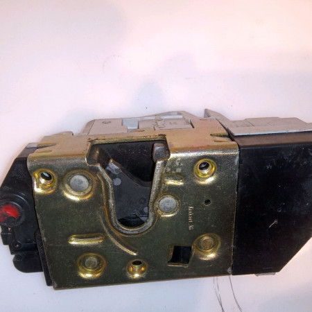 Serrure porte ard occasion PEUGEOT 406 Phase 1 04-1995->04-1999 2.0 HDI 110ch