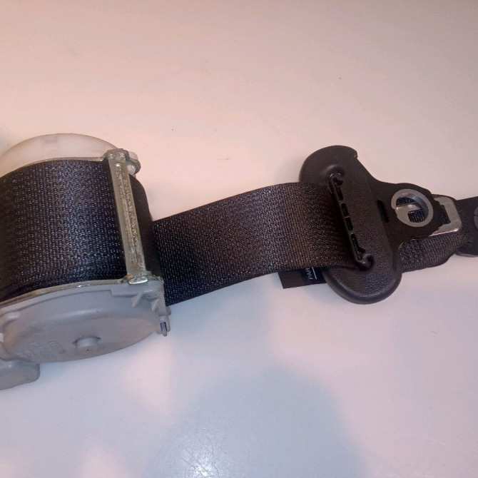 Ceinture arrière droite occasion PEUGEOT 108 Phase 1 06-2014->... 1.0 VVTI 68ch B0008722XX 1