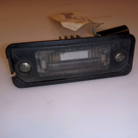 Eclaireur plaque de police d occasion VOLKSWAGEN GOLF V Phase 1 11-2003->10-2008 2.0 TDI 140ch