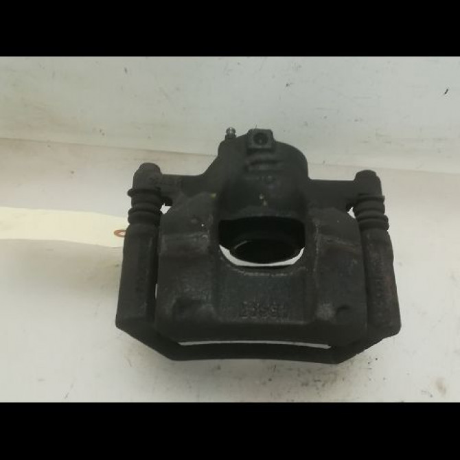 Etrier de frein avant droit occasion PEUGEOT 107 Phase 2 01-2009->01-2012 1.0i 70ch 12v 4401G9 1