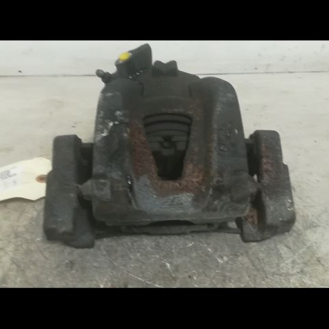 Etrier de frein avant droit occasion CITROEN C4 GRAND PICASSO II Phase 1 04-2013->... 1609897380 1