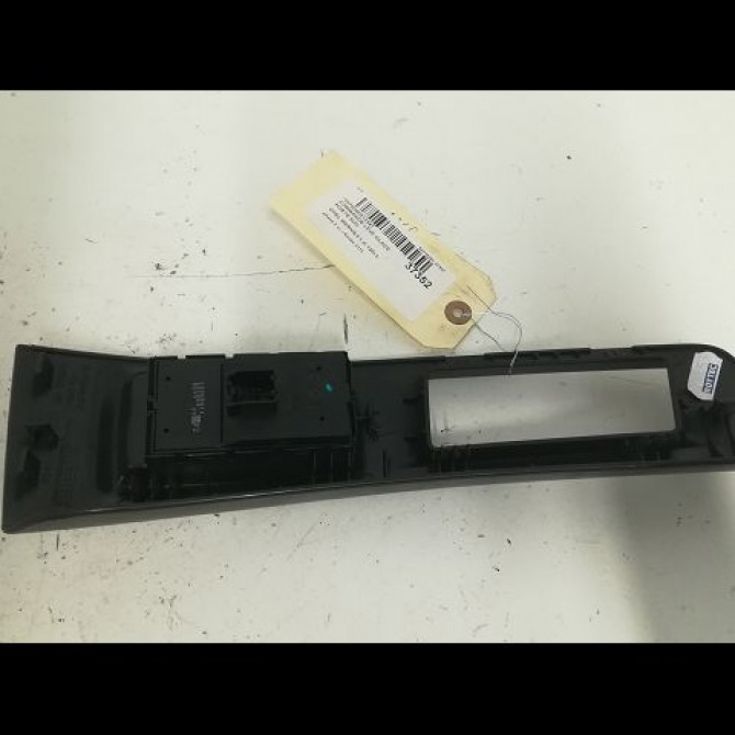 Commande lève-glace porte avant gauche occasion OPEL MERIVA II phase 2 11-2013->... 1.4i 120ch 13305012 2