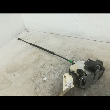 Serrure porte ard occasion OPEL ASTRA IV Phase 1 01-2010->06-2012 13579566