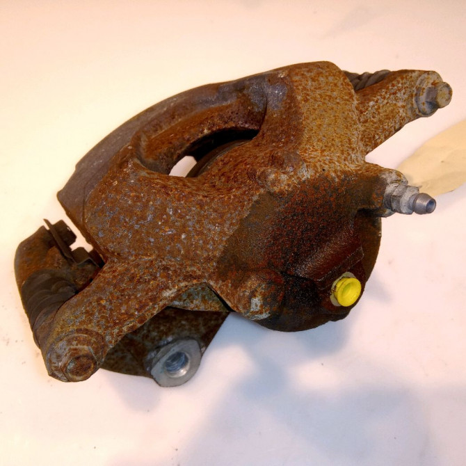 Etrier de frein avant droit occasion OPEL ASTRA IV Phase 1 01-2010->06-2012 13273621 2