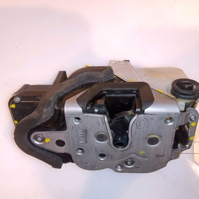 Serrure porte arg occasion OPEL ASTRA IV Phase 1 01-2010->06-2012 13579557 1