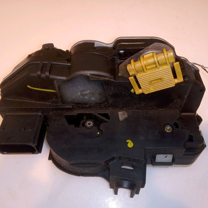 Serrure porte arg occasion OPEL ASTRA IV Phase 1 01-2010->06-2012 13579557 2