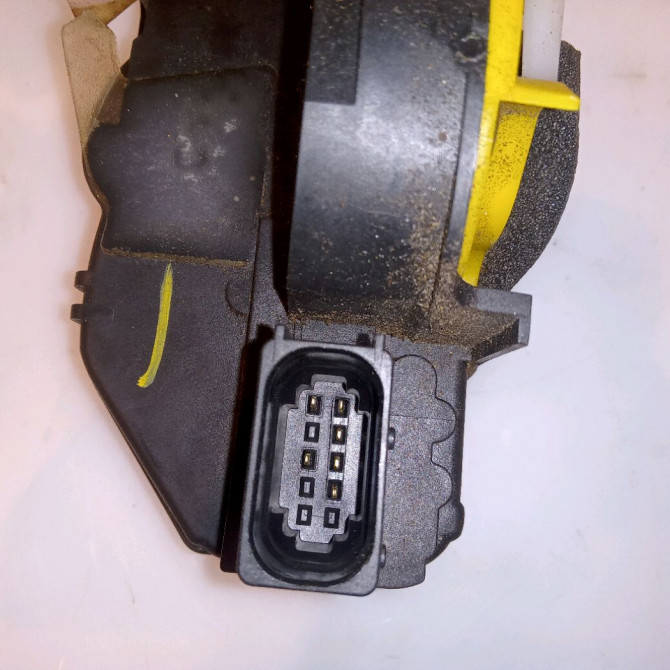 Serrure porte arg occasion OPEL ASTRA IV Phase 1 01-2010->06-2012 13579557 3