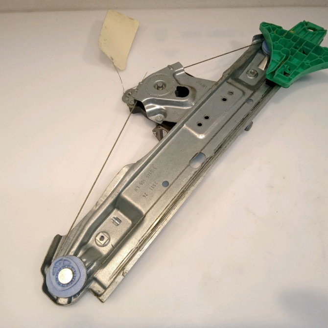 Mecanisme+moteur leve-glace arg occasion OPEL ASTRA IV Phase 1 01-2010->06-2012 13350762 2