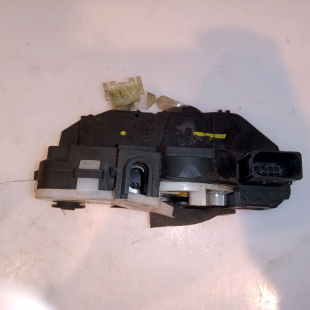 Serrure porte ard occasion OPEL ASTRA IV Phase 1 01-2010->06-2012 13579566