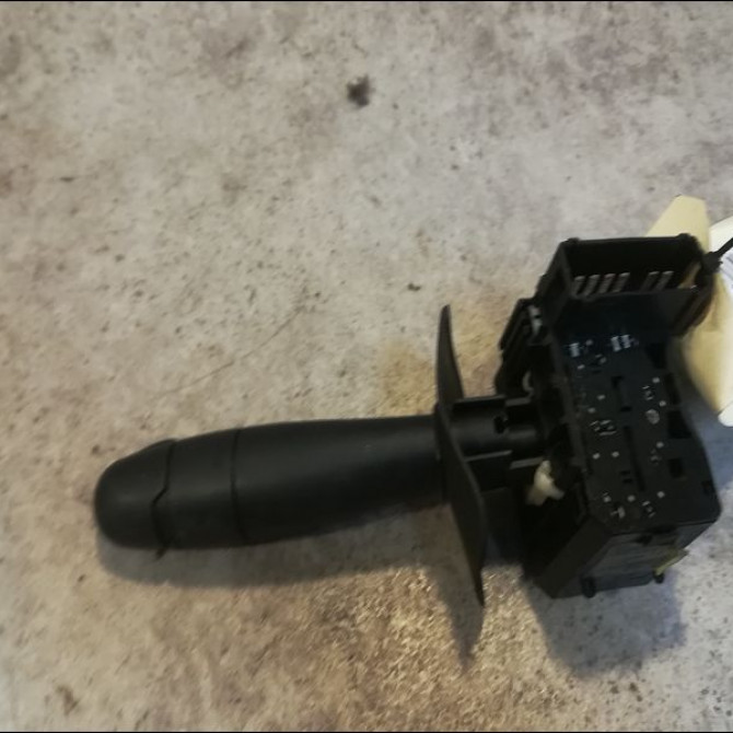 Commande essuie glace occasion RENAULT MEGANE I Phase 2 03-1999->06-2003 1.4 16v 7701053055 2