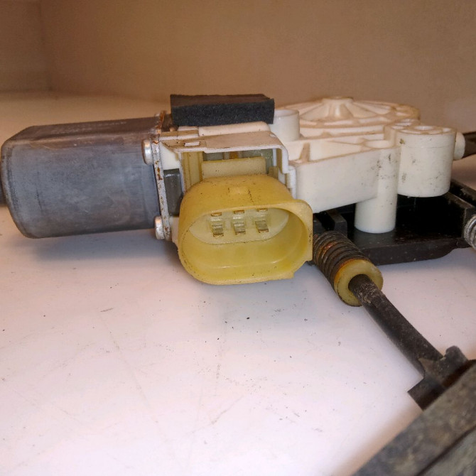 Mecanisme + moteur lève-glace avant droit occasion FORD MONDEO III Phase 1 06-2007->09-2010 1.8 TDCI 125ch 1881203 3