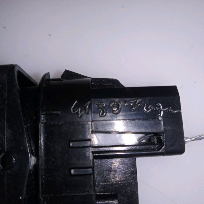 Commande leve-glace porte arrière gauche occasion FORD MONDEO III Phase 1 06-2007->09-2010 1.8 TDCI 125ch 1428969 3