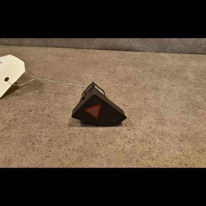 Bouton de warning occasion CITROEN C5 II Phase 1 04-2008->... 2.0 HDi 138ch 649054 1