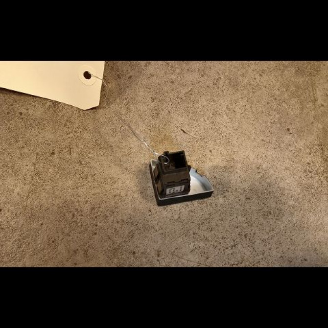 Bouton de warning occasion CITROEN C5 II Phase 1 04-2008->... 2.0 HDi 138ch 649054 2