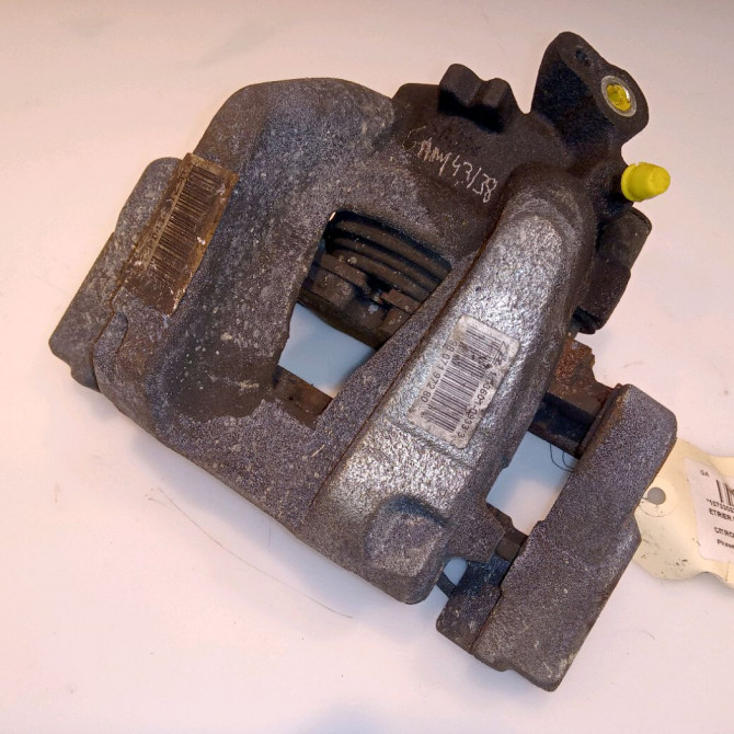Etrier de frein avant gauche occasion CITROEN C4 GRAND PICASSO II Phase 1 04-2013->... 1.6 e-HDi 115ch 1609897280 1
