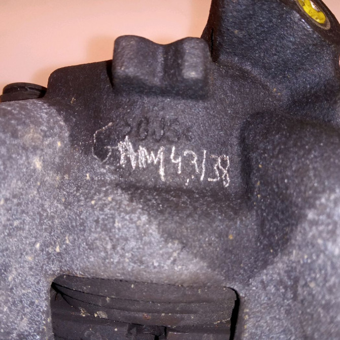 Etrier de frein avant gauche occasion CITROEN C4 GRAND PICASSO II Phase 1 04-2013->... 1.6 e-HDi 115ch 1609897280 3