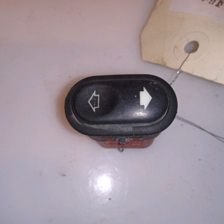 Commande lève-glace porte avant droite occasion FORD TRANSIT I
